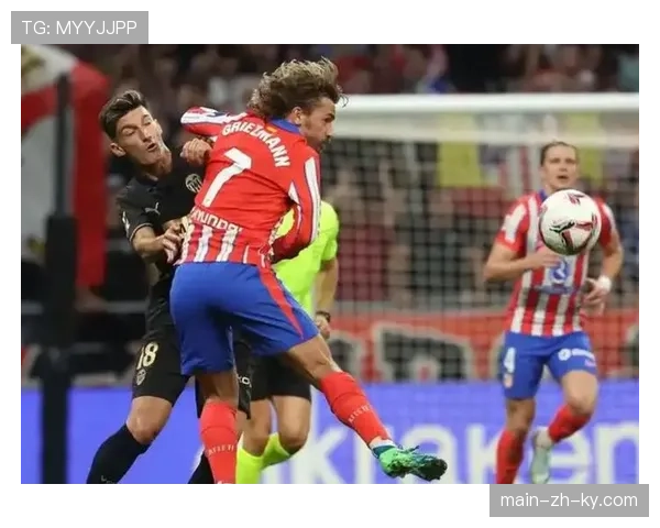 欧冠赛场争议判罚频现 规则解读与裁判临场裁量权待平衡